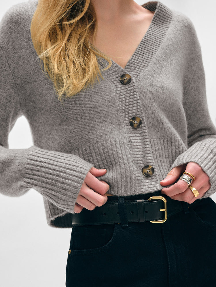 files/21277_CashmereCroppedButtonCardigan_GreyHeather_EM_04.jpg